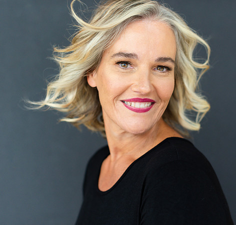 headshot near me michael curtis photography